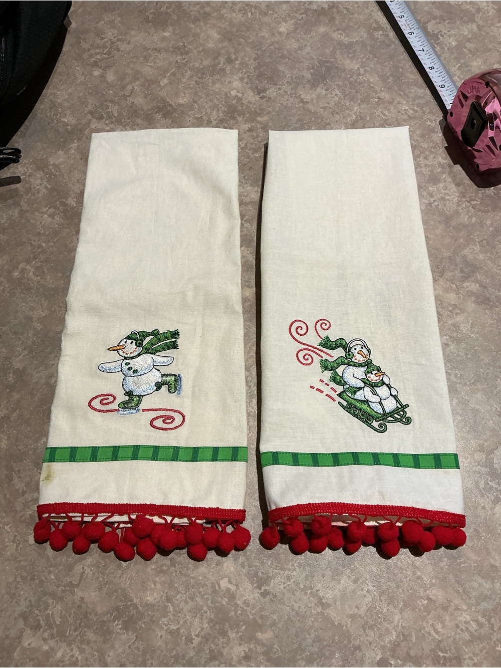 NWT Embroidered Snowman Holiday Kitchen Towels - Cream & Green with Red Trim